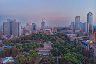 武漢漢口城市中軸線 現(xiàn)代都市的壯麗畫卷